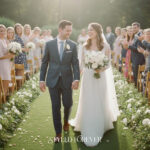 30+ Timeless Wedding Photo Ideas